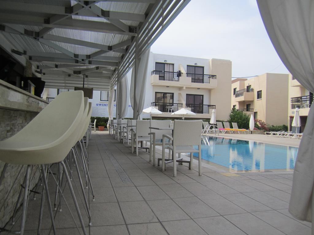 Senator Hotel Apartments - Adults Only Aya Napa Dış mekan fotoğraf